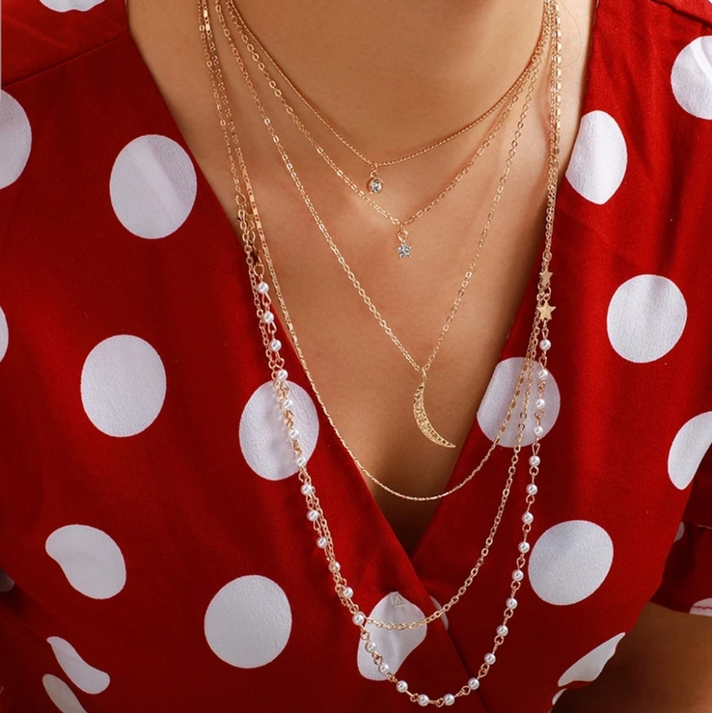 *Jennifer * Layered Moon Necklace - Picture 5 of 6